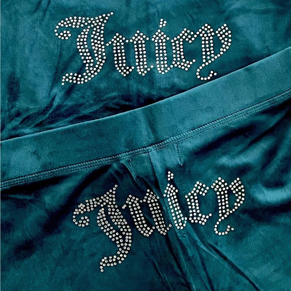 Juicy Couture Teal Velour Pants & Jumpsuit Set - Picture 3 of 6